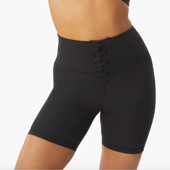 WeWoreWhat Lace Up Biker Short Solid Black Size Small NWT - Picture 4 of 10